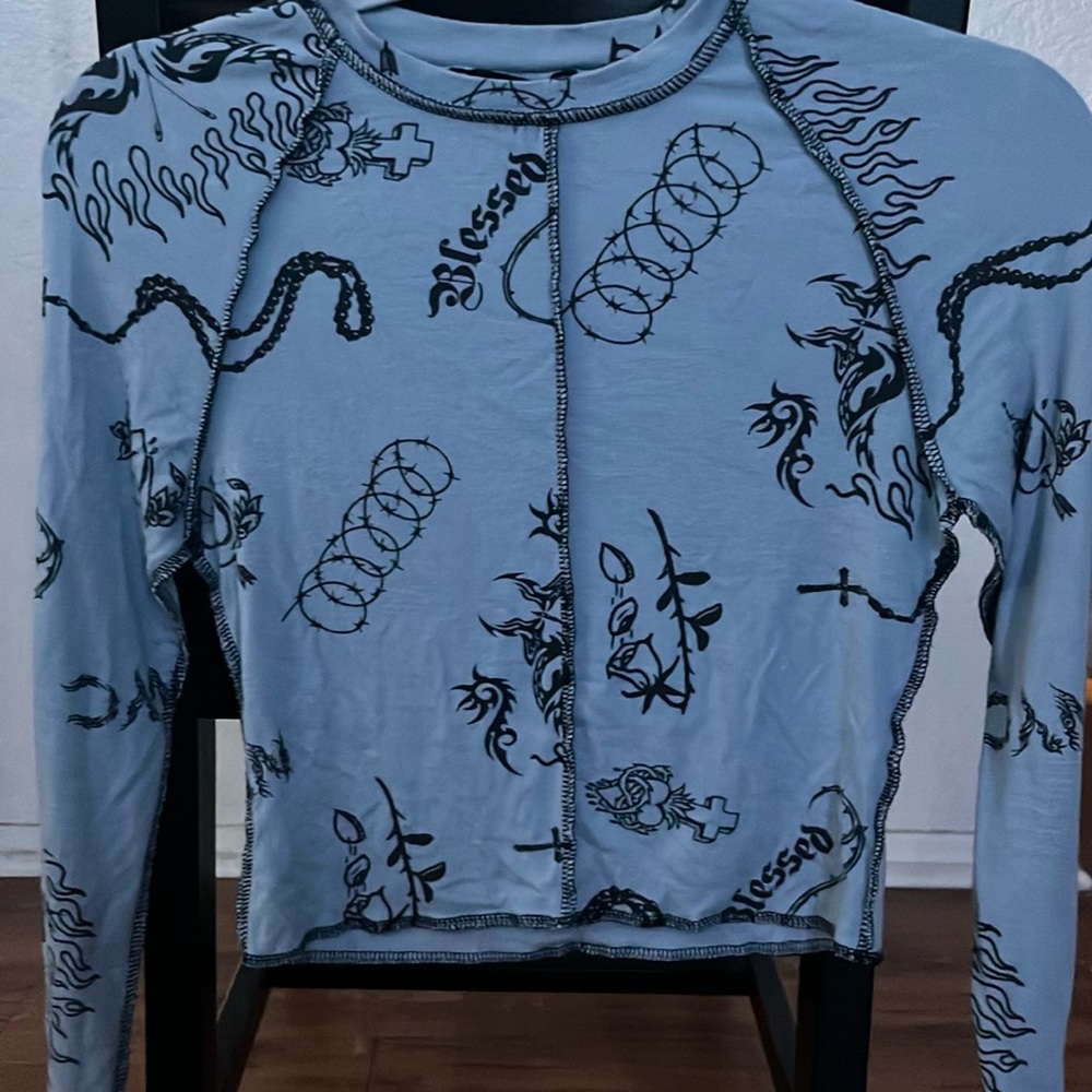 Forever 21 long sleeve shirt